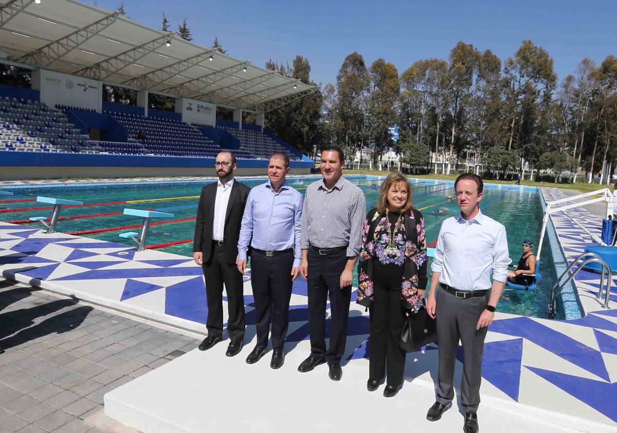 RafaMorenoValle's tweet photo. Esta unidad deportiva tiene alberca, gimnasios, Centro de Halterofilia, canchas de fútbol, tenis y atletismo, entre otras #ElCambioEsPosible https://t.co/LdZNMGRZN5