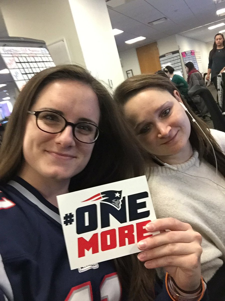 Nicholle_Media's tweet photo. Thanks for visiting @SevenStepRPO today @Patriots #OneMorePhoto #OneMore @ninko50 https://t.co/4NGWkAH3wA
