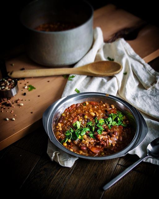 the_feedfeed's tweet photo. The latest updates to our Legumes Feed include plenty of soups &amp; stews to keep you warm! Check it out here: https://t.co/TXjiqV32yQ https://t.co/IXaRxAw9MW