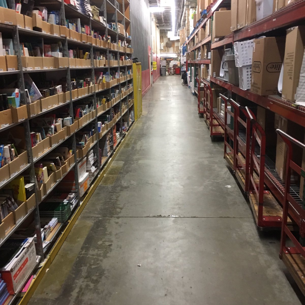 sam4target's tweet photo. 23 new Bulk spaces added... and clean all over... #T69 https://t.co/B7Go8EDrrW