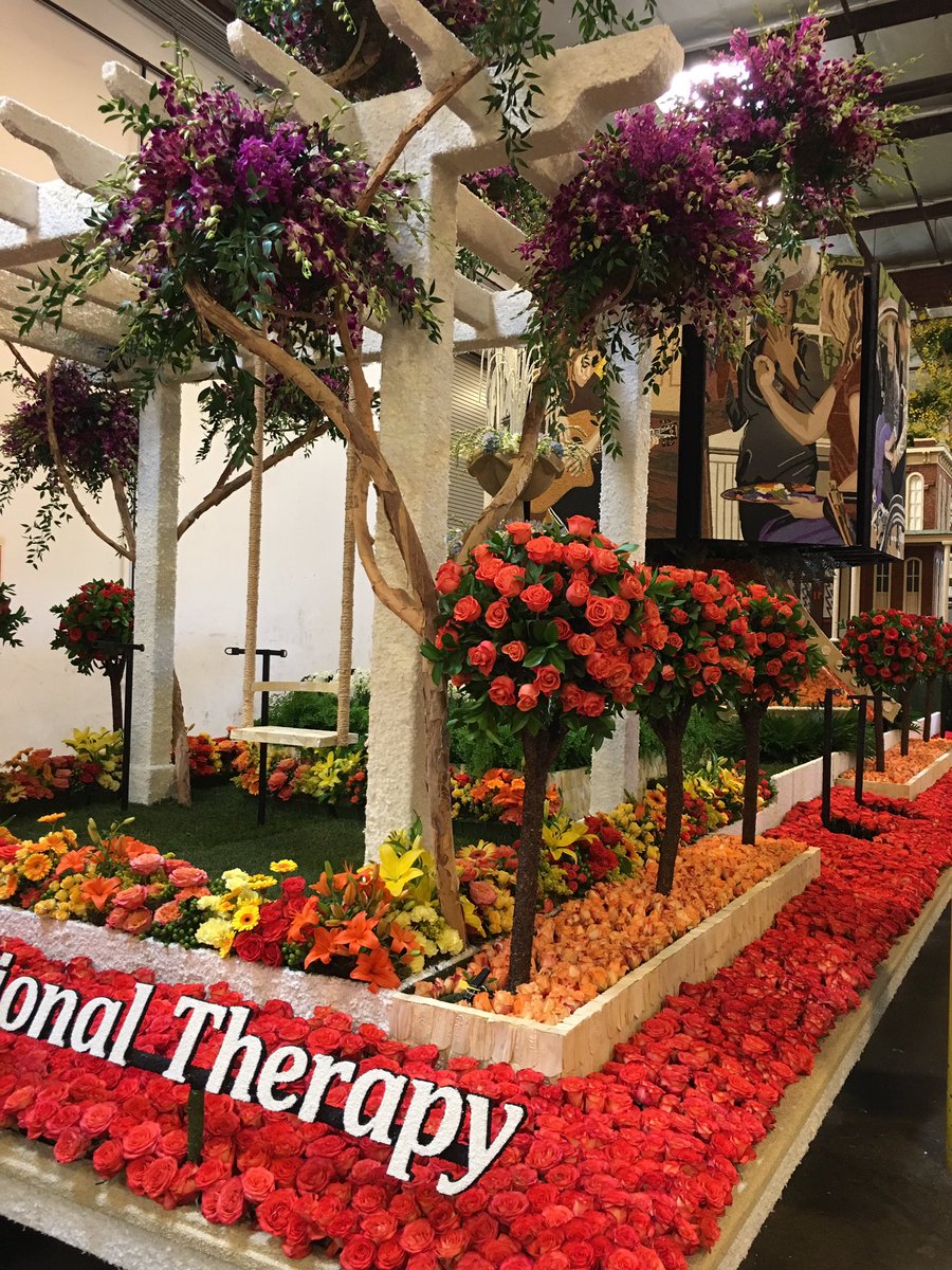 BerroMichele's tweet photo. The #otfloat2017 was absolutely magnificent!! Perfect in every way! Thanks to all who made it happen!! Congratulations @OTACnews! #otachour https://t.co/GQBz5X6rQz