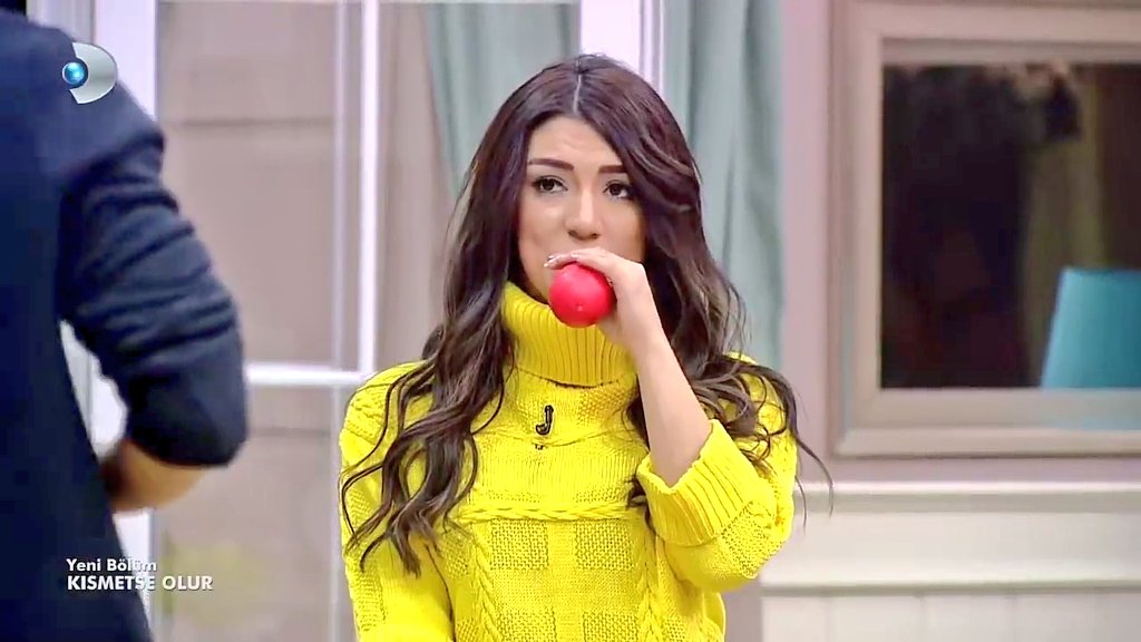 Feridesultann's tweet photo. Keremi mecnununu aslıyı bilmem ama sizi tek geçerim EbediMasal OnAy https://t.co/1U5EKTPw4m