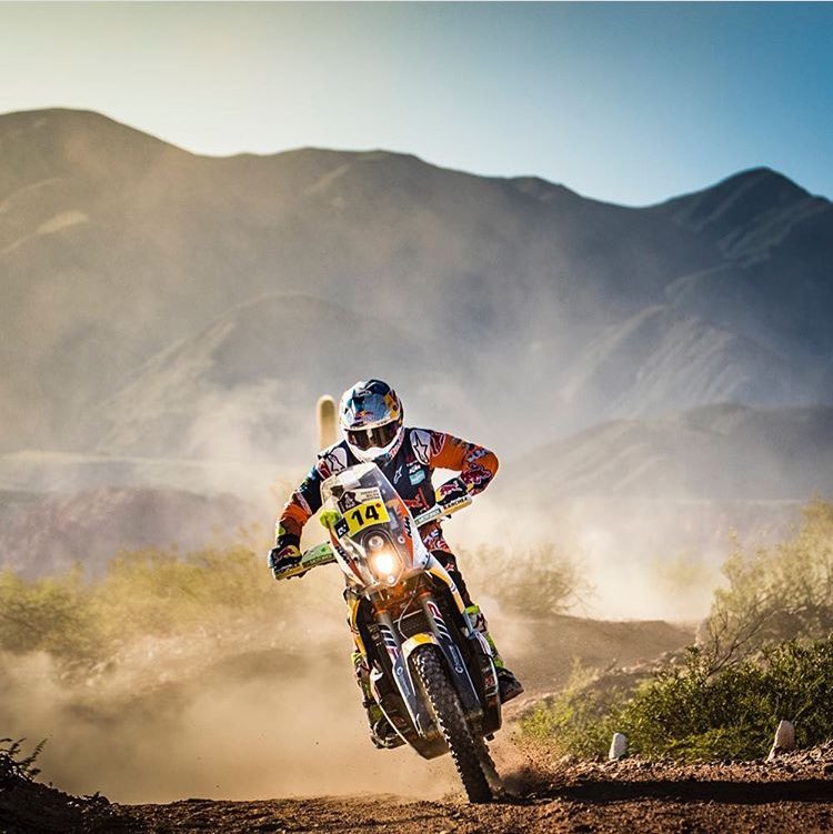 LaDeportivaPy's tweet photo. #Dakar2017: (Motos) @Sundersam es el ganador de la #Etapa11. Lo siguen @MatthiasWalkner y @A_Vanbeveren.
#1120AM
#ARBPy https://t.co/gmcFzsCJpp