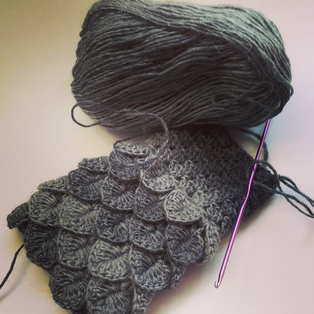 weerabbitjack's tweet photo. Love making these every pair unique #dragonscale #gloves #crochet #handmade #wool #EastLothian https://t.co/qqTx3nsbPF