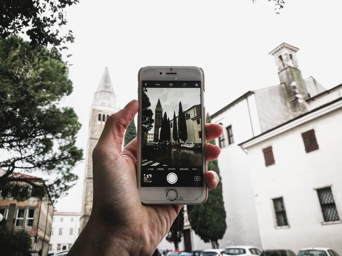 zan_igrec's tweet photo. FRIDAY 13
.
.
#photography #white #phone #friday #yas #YasQueen #skam https://t.co/jFwwiAbIQO