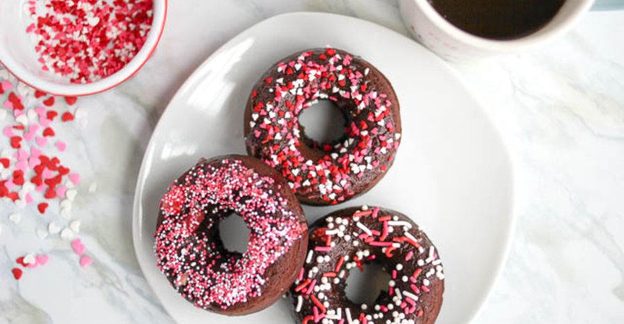 PanacheBridalBe's tweet photo. Chocolate Doughnuts with Strawberry Champagne Glaze - https://t.co/4LyUzakUrB https://t.co/jdekGZ2LMz