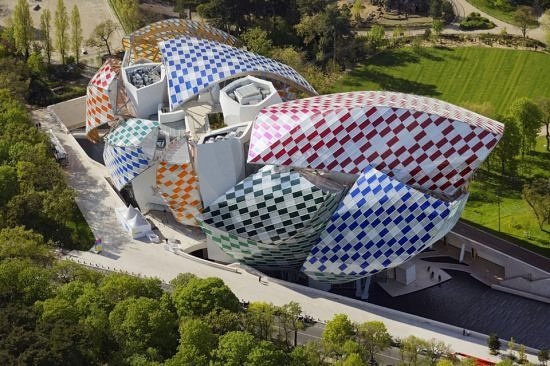 ashomestaging's tweet photo. #fondazionelouisvuitton #danielburen #paris #observatoryoflight #arte # cultura #centrisportivi #open2016 #ashomestaging.olbia@gmail.com https://t.co/6LQdKTooeK