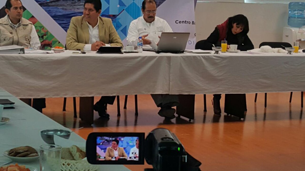 SAGARPAGTO1's tweet photo. Presupuesto orientado al apoyo a pequeños productores, mujeres y jóvenes #ReglasDeOperación2017 https://t.co/HVY4vrkT4V @VIA_Noticias https://t.co/jmlLkHm2WL