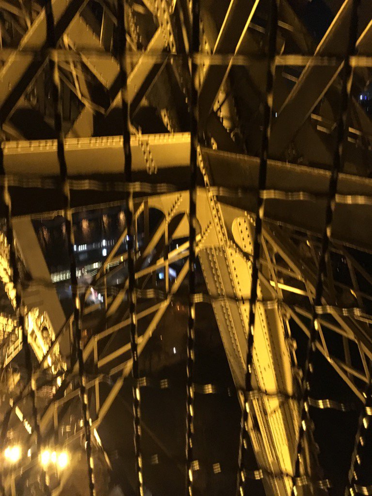 BeksChar's tweet image. Walking down the Eiffel Tower