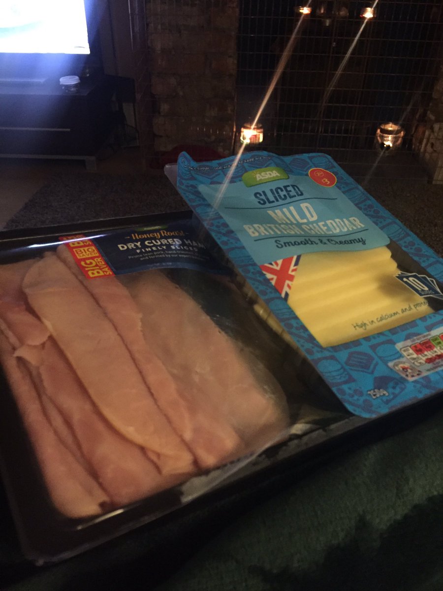 fulltimeworkin2's tweet image. Friday night snack #lowcarb #keto #weightloss