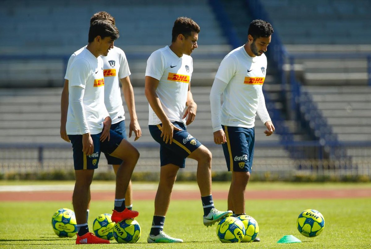 PumasMX's tweet photo. Se acerca el juego ante Cruz Azul y nuestro equipo continúa trabajando para conseguir la victoria.
#SoyDePumas https://t.co/lH7wxTPt2E