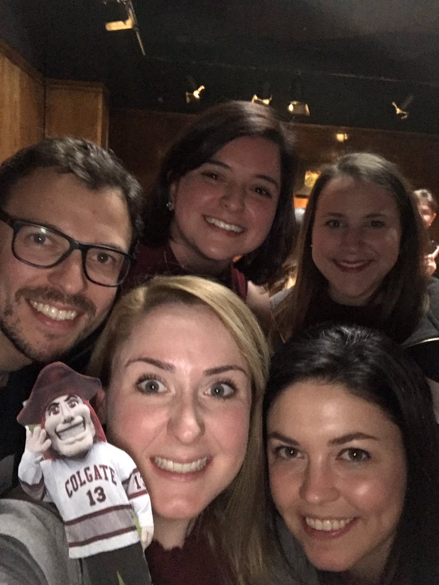 ColgateClubCLE's tweet photo. CLE ❤️ #FlatRaider &amp; #colgateday!! @colgateuniv https://t.co/xZO5r4JJtC