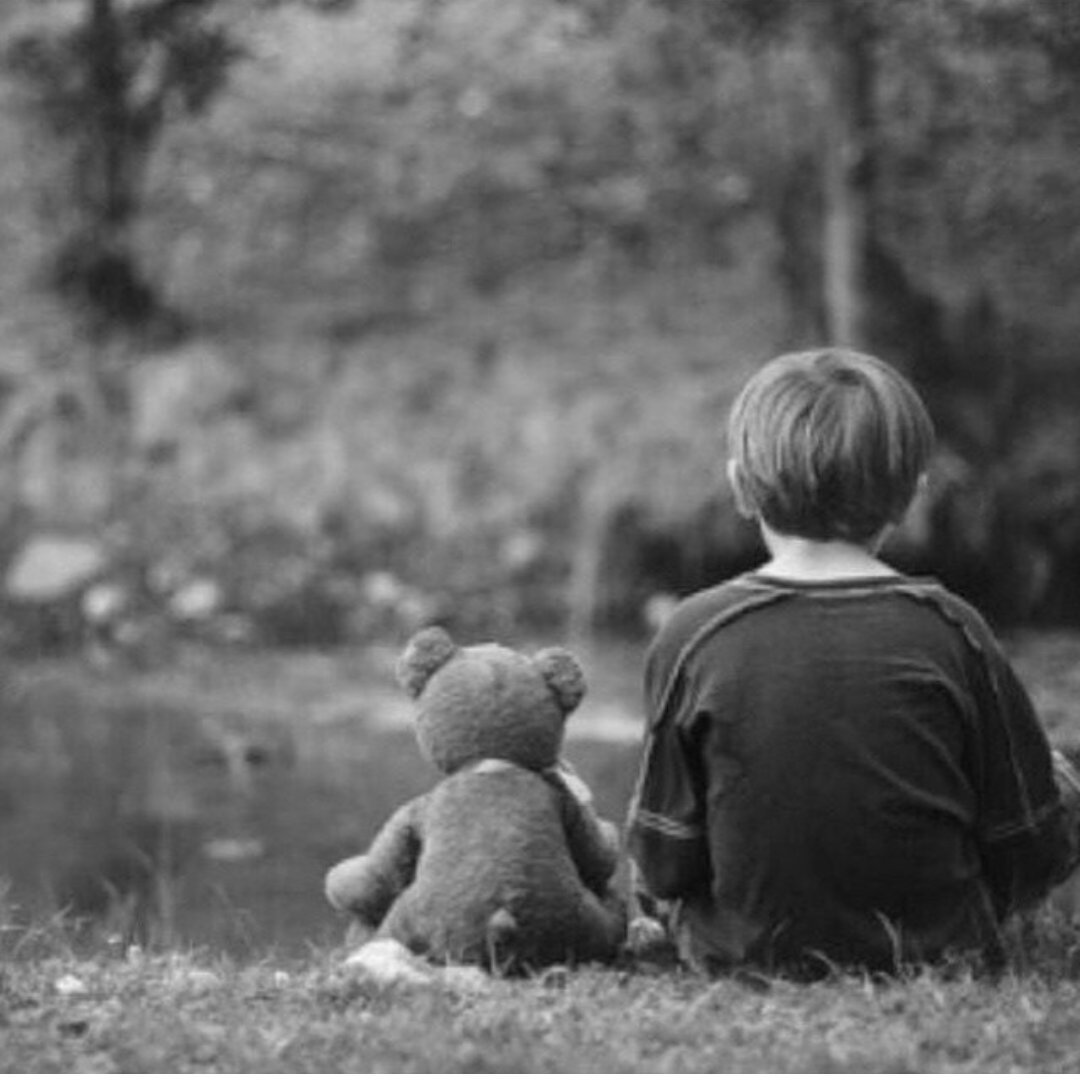 عشتُ عُمراً على خَطأ ؛ وصَوآبي الوحِيد أنني تَعثرتُ بِكِ .