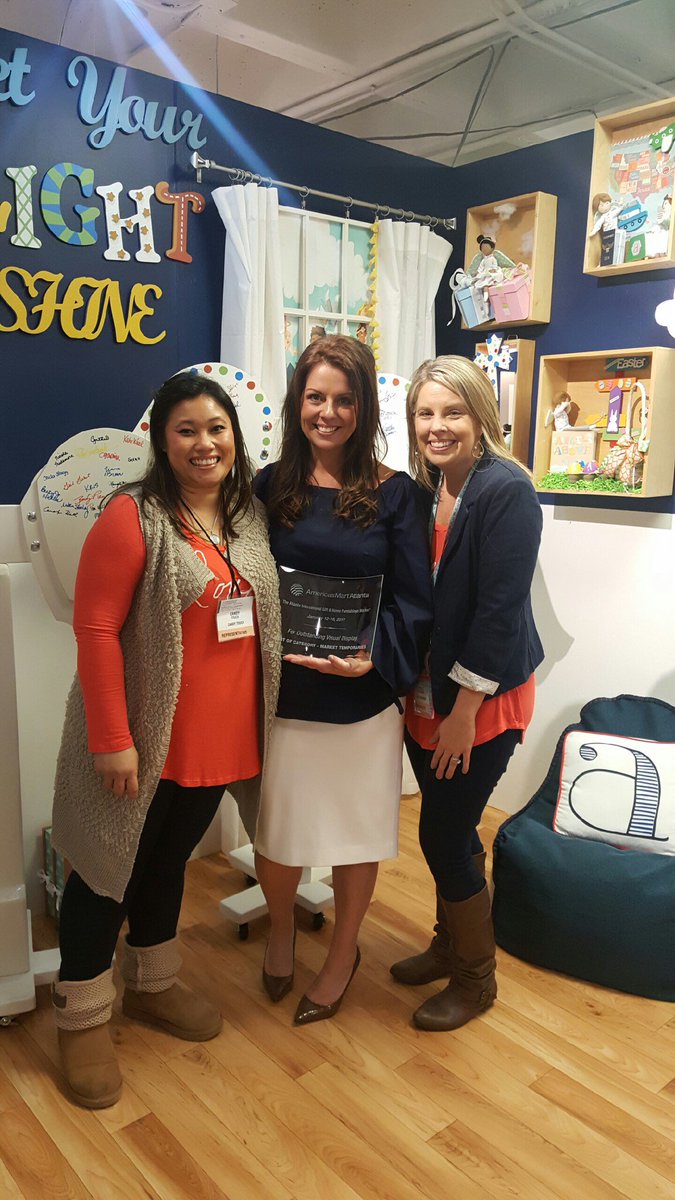angelsabovebook's tweet photo. Angels Above is so excited to win the award for Outstanding Visual Display! Thank You @AmericasMartATL #atlmkt #americasmart2017 https://t.co/vdhYOyO3NO