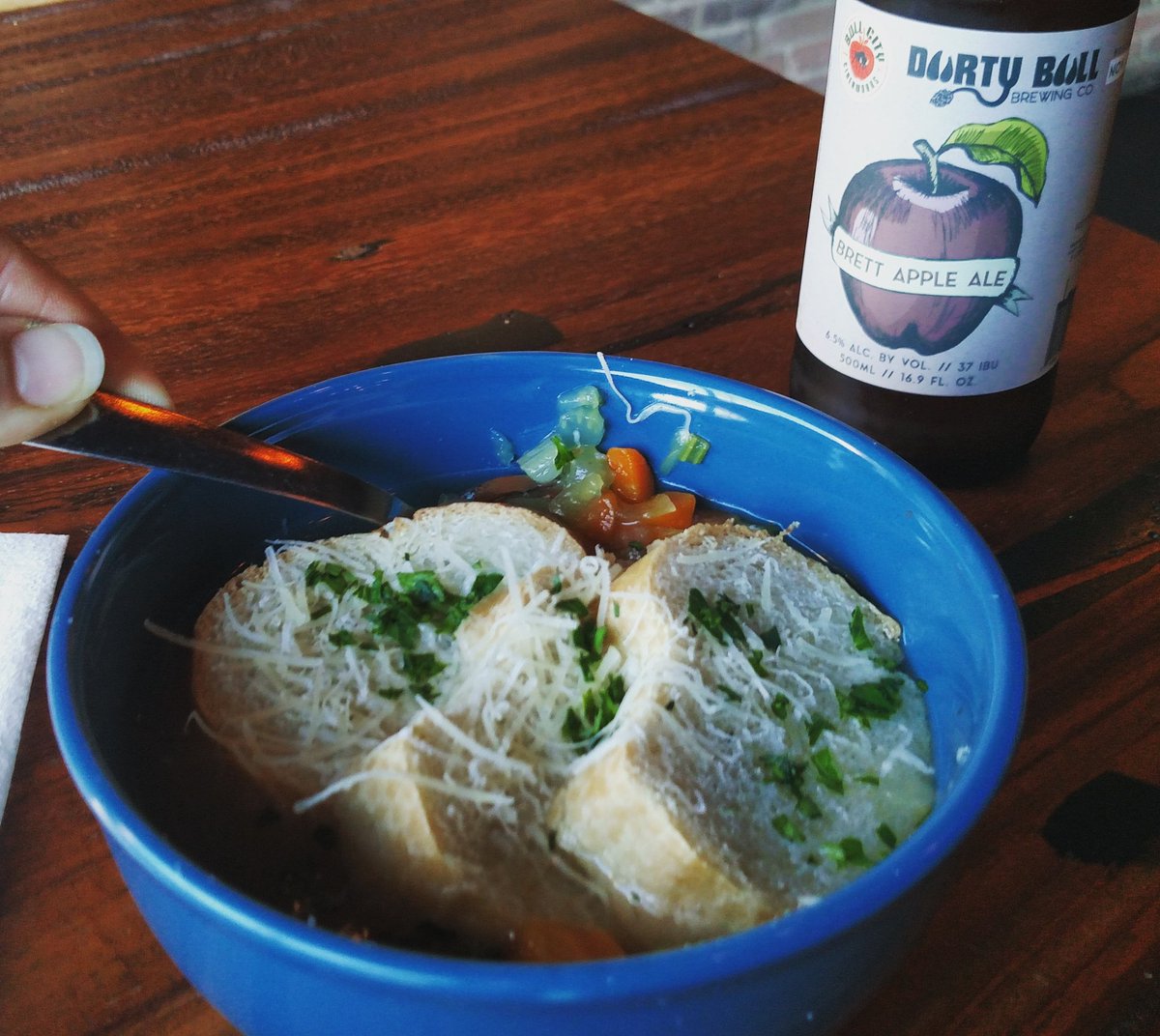 BlackTwigDurham's tweet photo. Chicken & Veggie Soup! Perfect for this weather... Love it w/ @durtybull & @bullcityciderworks collab: Brett Apple Ale! #springtimeinjanuary https://t.co/75E6ymioSE