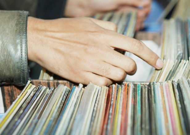 Vinyl on course to become billion dollar industry for first time since the ‘80s: factm.ag/92AqUz
