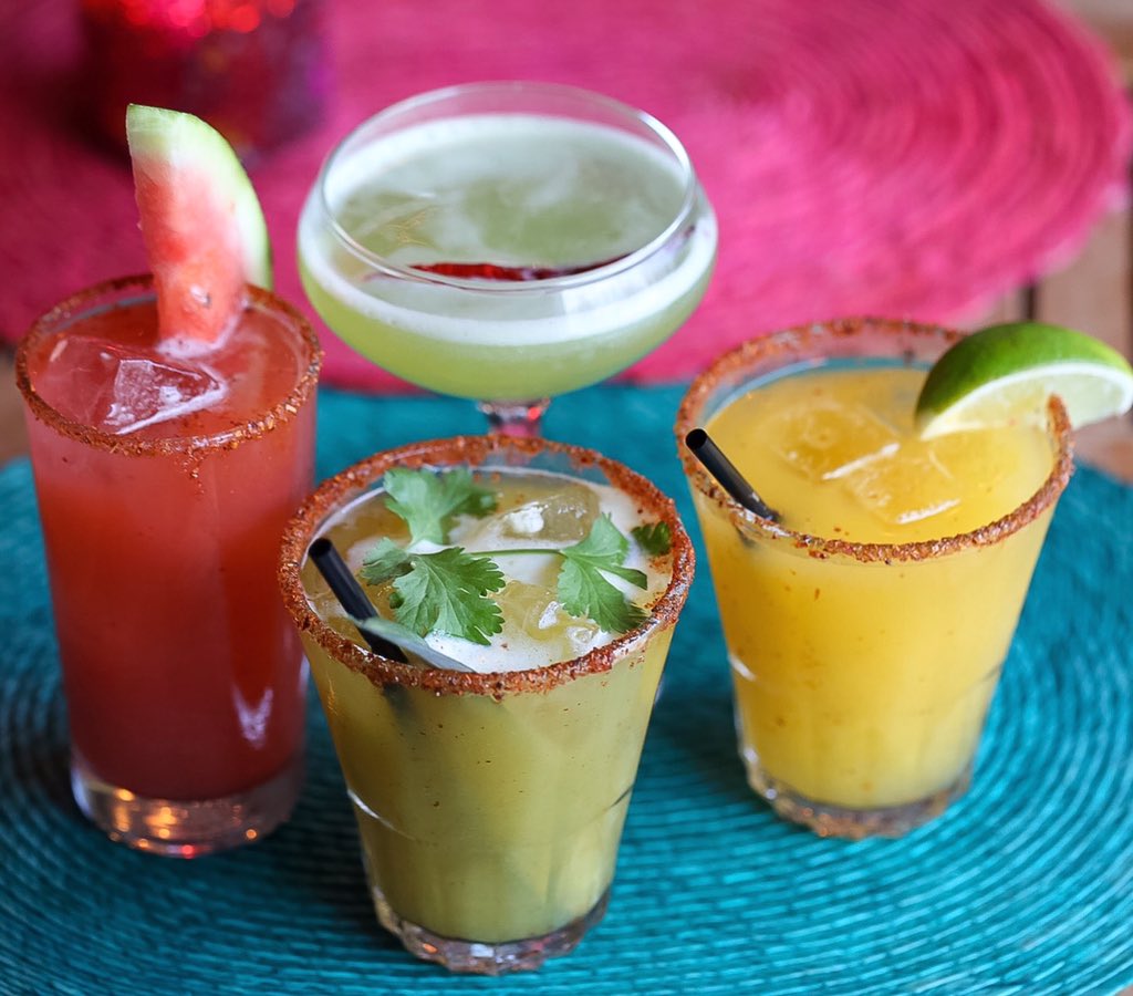 TacubaNYC's tweet photo. Life is a hunt to find your flavor😉 #TGIF 🍹🍹 Join us at the bar! https://t.co/z8jHZHWi9s