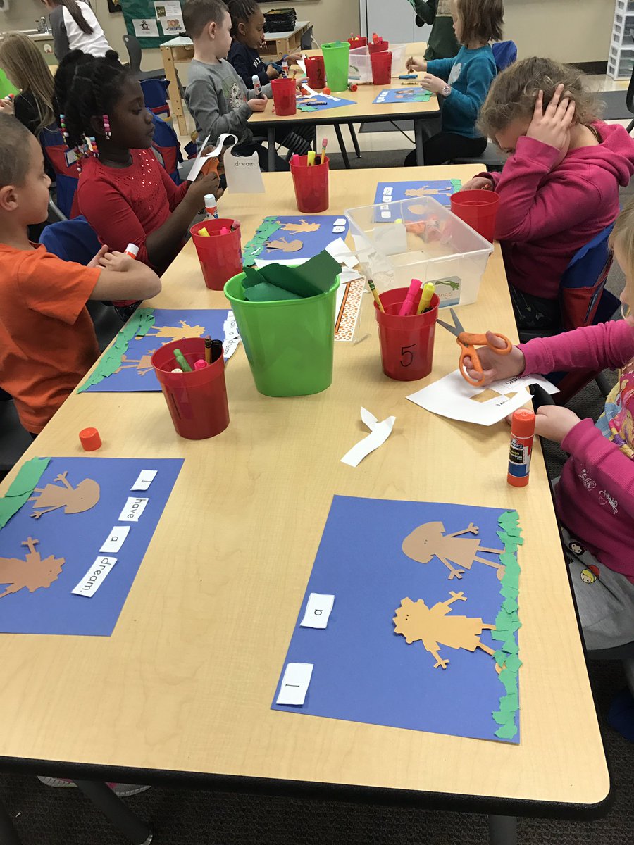 TinsleyKTidbits's tweet photo. Celebrating the life and love of Dr. MLK, Jr! #learningandlove https://t.co/oWqkRDVcmu