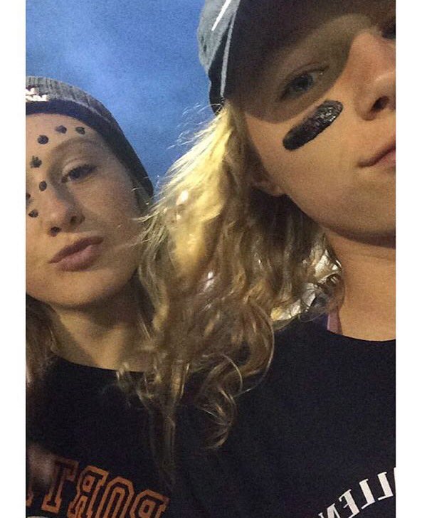 AndersonHanne's tweet photo. Happy Birthday to my two favorite twins💕 I'm so lucky to have you guys as best friends. I love you both so much! Have a good one😚 https://t.co/qbvOnHscUX