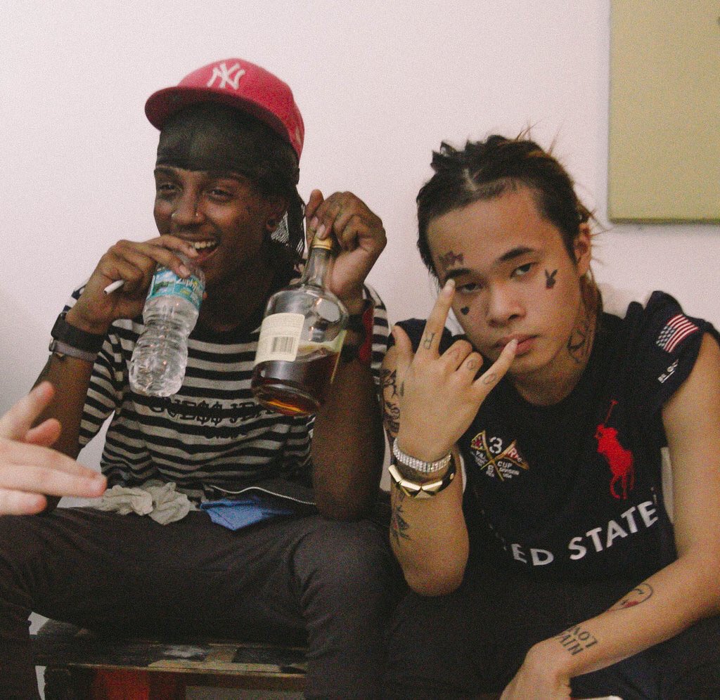 VLLN007's tweet photo. Art of War @THESLUMPGOD @yungboitrunks https://t.co/TMKVD1INGu