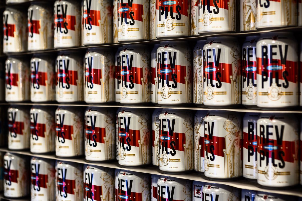 RevBrewChicago's tweet photo. 99 cans of Rev Pils on the wall.
#revpils #friday #chicagobeer #chicagopilsner #tgif https://t.co/GUVt3cTN3k
