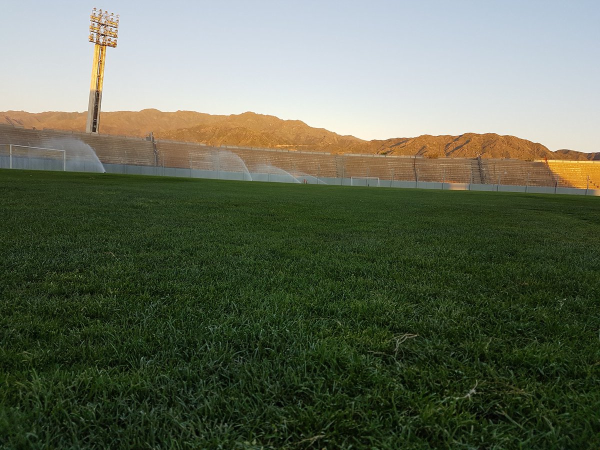 gloriasanluis's tweet photo. Aqui en @ciudaddelapunta el @JuveSanLuis y @SpEstudiantes juegan la #CopaXilium de @alberto_rsaa vamos @SanLuisGob1 @SecDeportesSL https://t.co/6CodmHM1A0