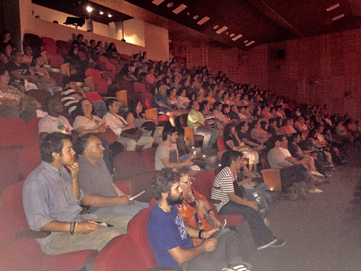 munimelipilla's tweet photo. Gran participación d público en "Perfoconferencia: Shakespeare, nuestro contemporáneo" @Teatro_Serrano #TeatroaMil #Melipilla @IvanCamposCL https://t.co/7o1NQ4ARWr