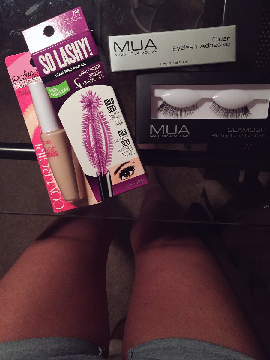 SpoilDemi's tweet photo. I want piggies to pay for a few lil drug store finds from today 🛍🐷 
$27 NOW 💋
If you're broke &amp; can't pay it all, pay part.
#findom #paypig https://t.co/whtPpriwsF