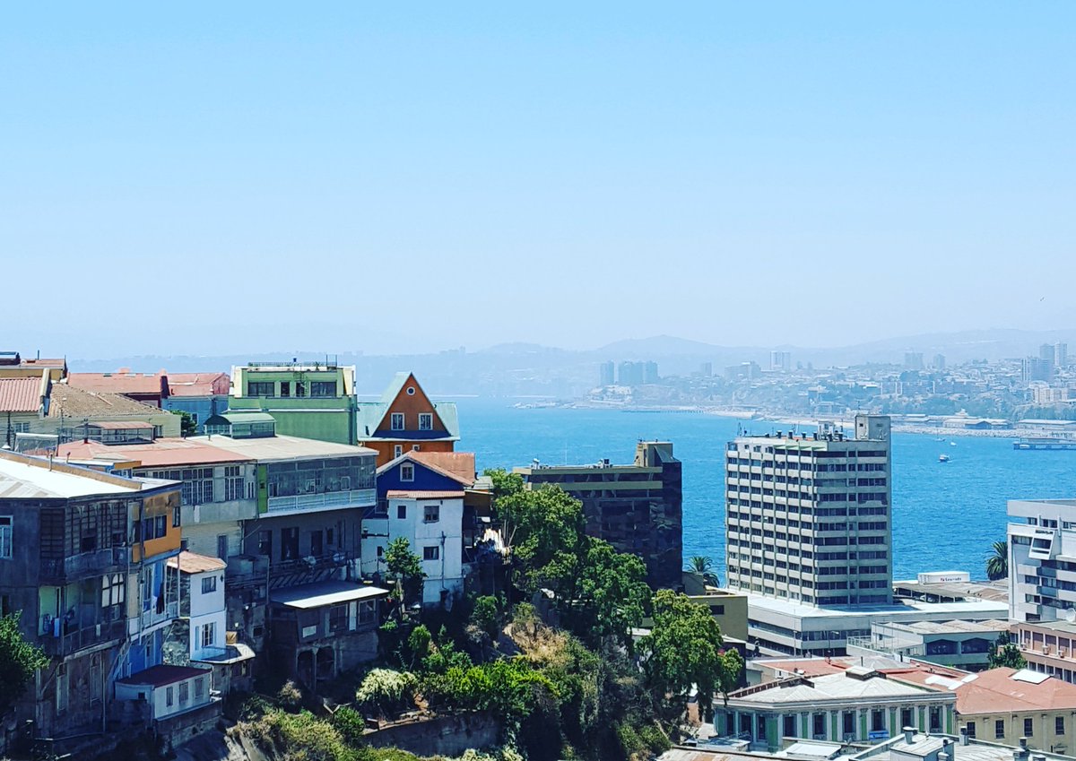 rutygehy's tweet photo. Esto es Valparaíso...y más.
#CerroConcepcion #Chile #Escapada17 https://t.co/RZWLpD8zHr