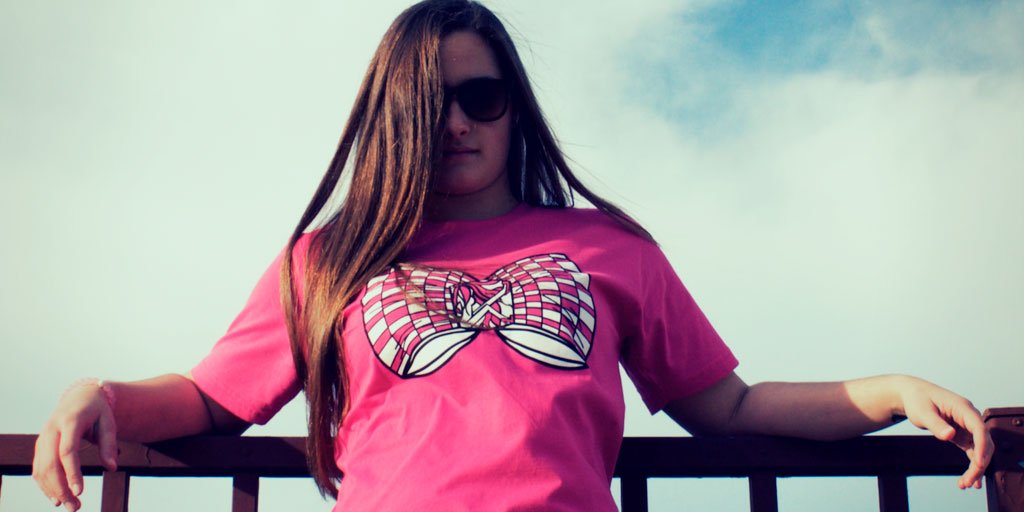 _CastleAddict's tweet photo. "Peek-A-Bow" design by Castle Addict Clothing
Click to Get Yours https://t.co/spfGLWVDpE
#CastleAddict #Clothing #TheCastle🏰 https://t.co/tZNpBmFRT7