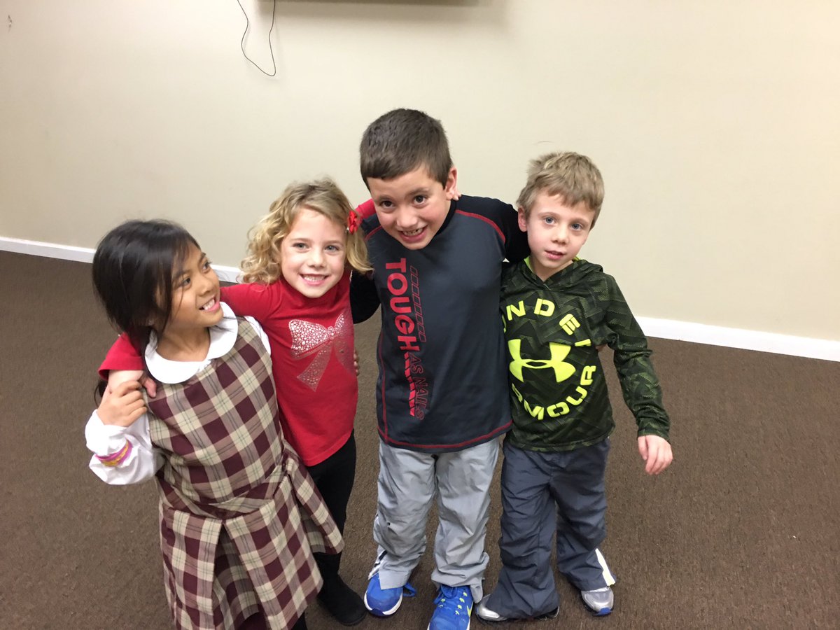 MathisFun2's tweet image. When kids are having fun...time goes by too fast and the end of class is the worst part of the day.  #education #GirlsInSTEM #moorestown