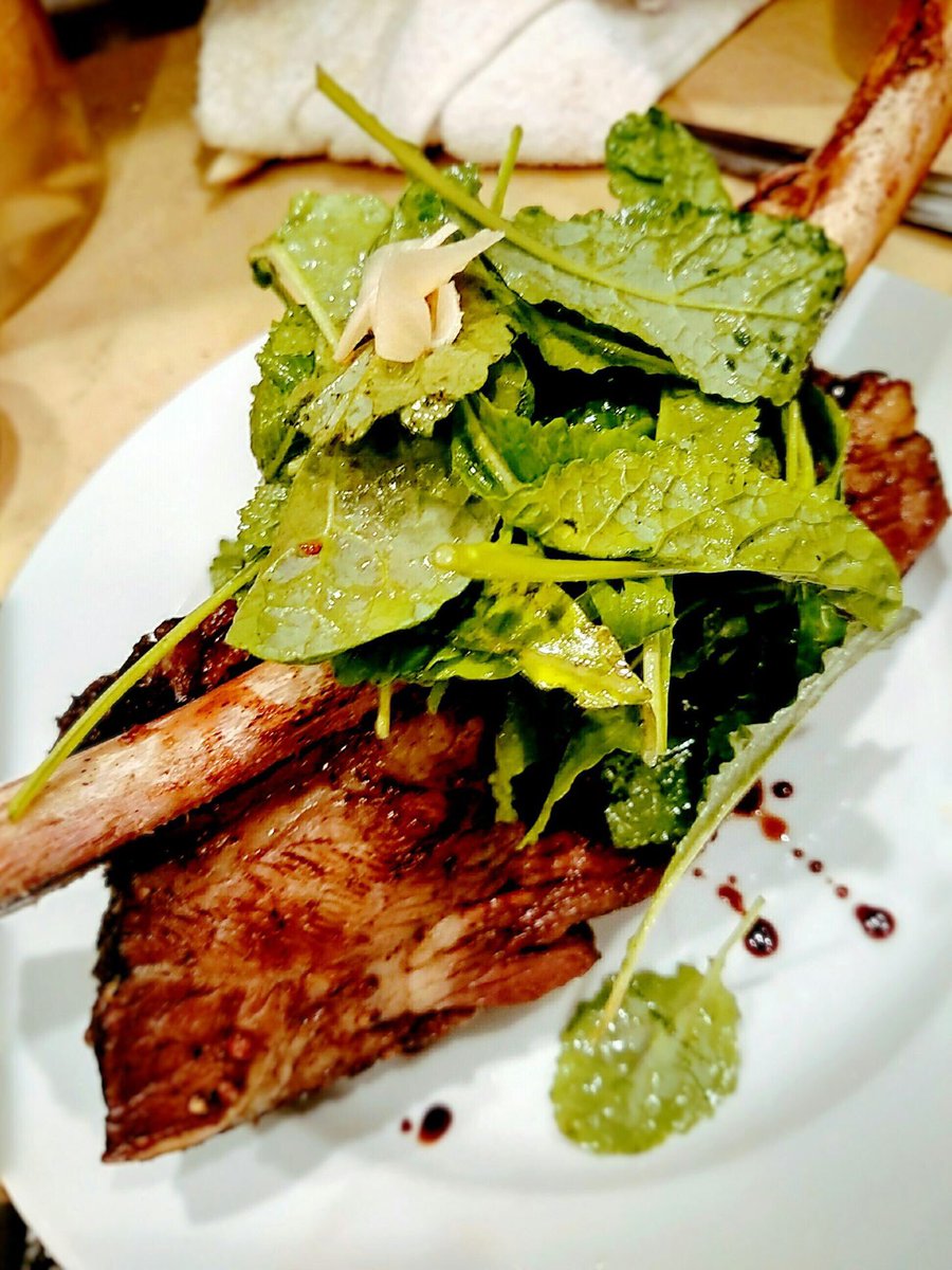 TheParlorDf's tweet photo. BOOM! Pastrami smoked short rib, pickled garlic &amp; kale #meat #theparlordf #westchester #lohud #rivertowns #dobbsferry #eeeeeats #nyc #ct https://t.co/Eli2Co0AZP