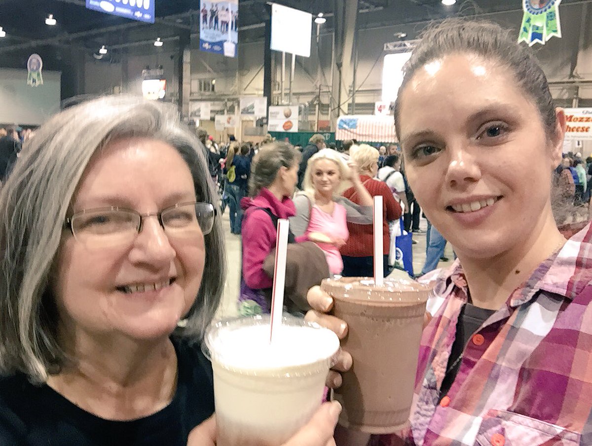 LifeLessonsHR's tweet photo. The @padairymens PA Farm Show #milkshakes are so good, we had seconds!!! 😃#Shakes4Hope #PAFarmShow17 #PAFS17 #PAFS2017 https://t.co/CtUH01j7lq