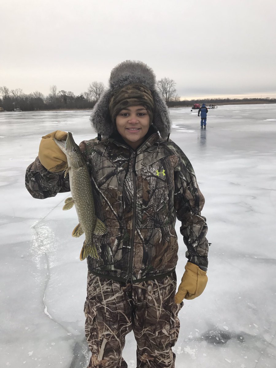 ReutherChad's tweet photo. Reuther students slaying the pike during our #icefishing winter intensive! #wearereuther #studentfishing #pikeslayer https://t.co/ZHk8wvZhiG