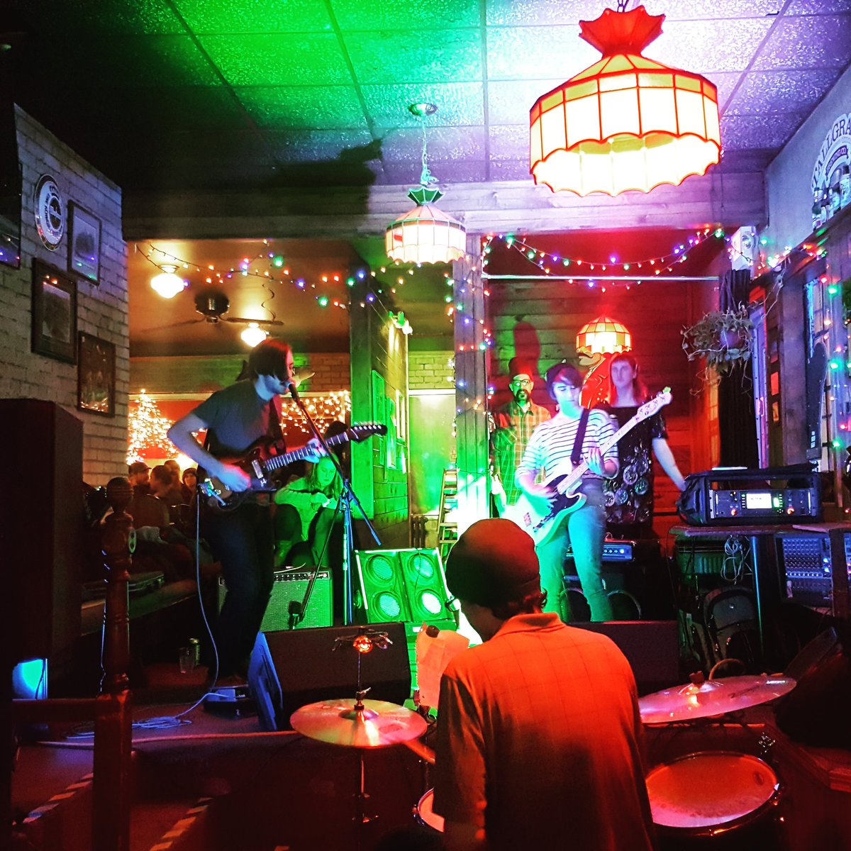 Winter Fiasco @sirbensduluth <a href="/secretbad_dads/">Secret Badass</a> #DuluthMusic <a href="/dhgmf/">Duluth Homegrown</a>