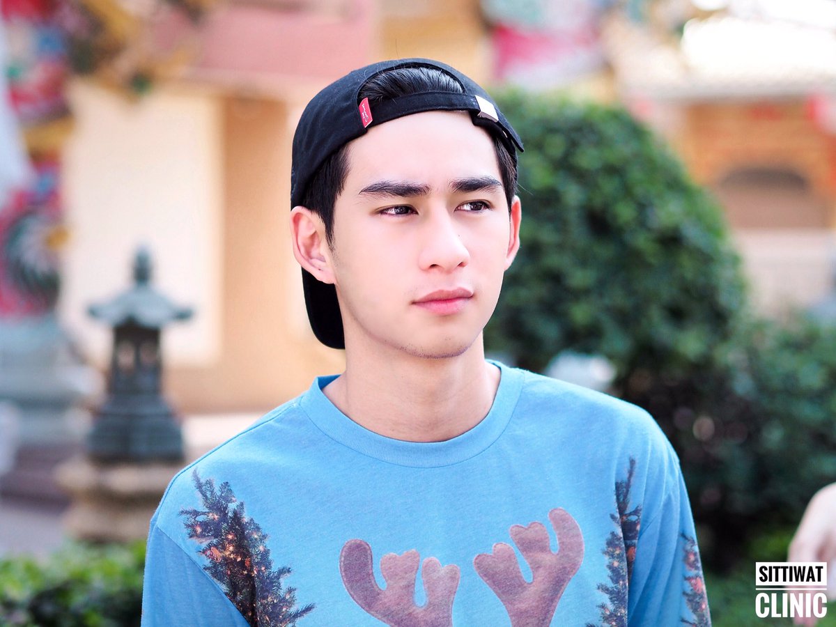 SittiwatClinic's tweet photo. ร้อนจังเลยยย วันนี้ ☀️

#toeysittiwat 
@ImerbSittiwat 
#TTTwithToey 
#makeitrighttheseries https://t.co/5d5UYfAUoY