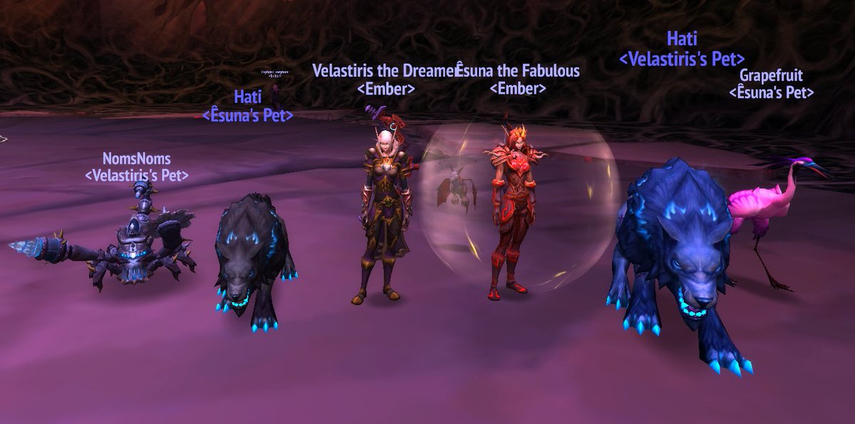Kaiksine's tweet image. we look so cute :D 

@emberguild