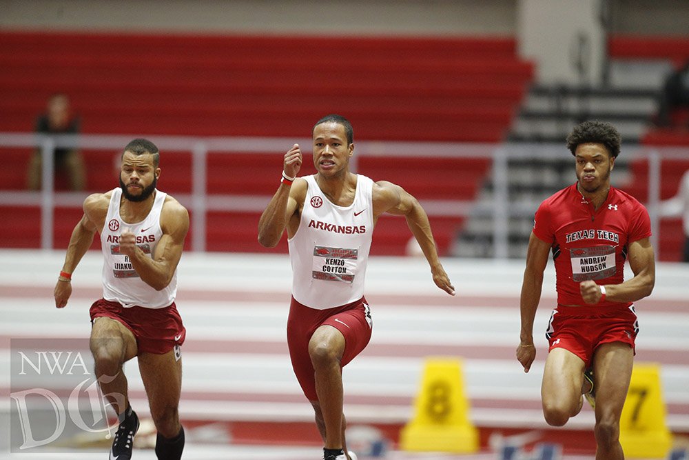 NWADemGazPhotos's tweet photo. .@RazorbackTF opens indoor season with #ArkInvitational MORE PHOTOS->https://t.co/ydSnj9nst9 @wholehogsports https://t.co/GXykXopuzP
