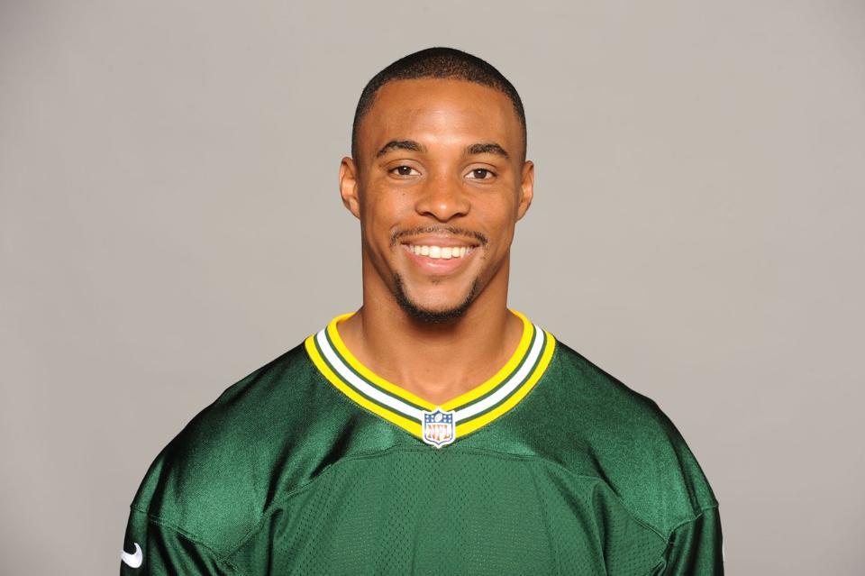 It\s MoBetta_42\s birthday! Celebrate with some facts & photos of the safety :  