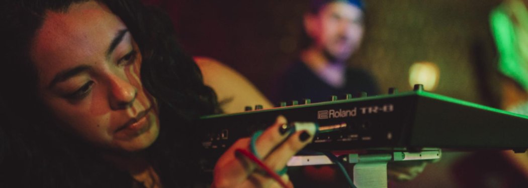 Autopsia al live act: Así es estar tras las tornamesas con <a href="/ZombiesinMiami/">Zombies in Miami</a>.  #BPMxTHUMP #BPM2017 
bit.ly/2jGxCBp