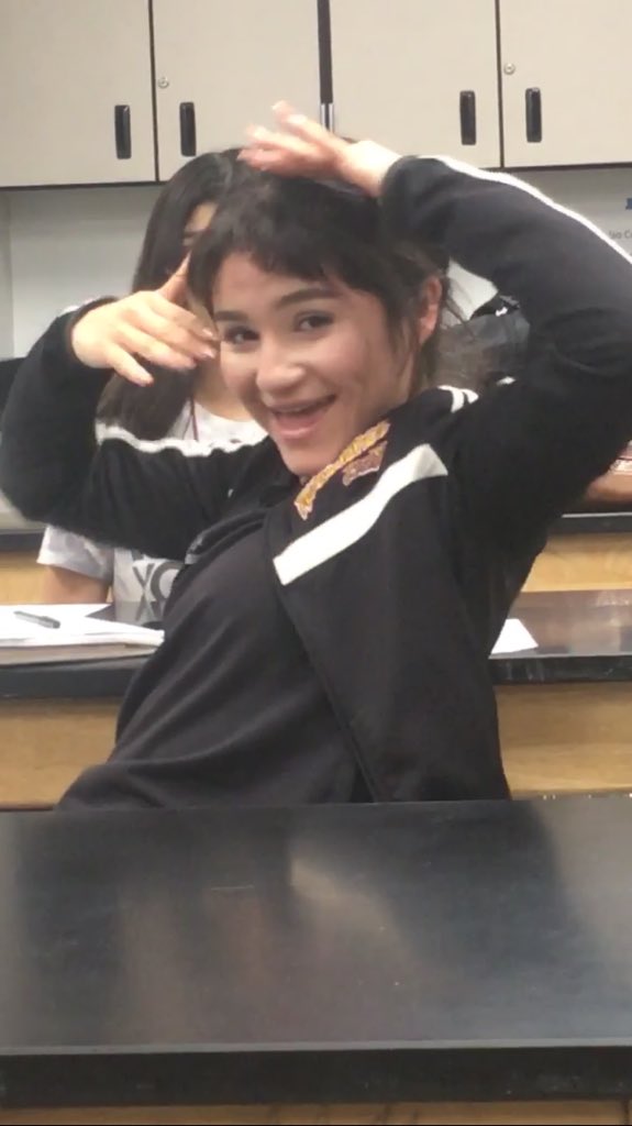 <a href="/naomifraijo/">naomi</a> @svprz18 this is all your fault Naomi, smh