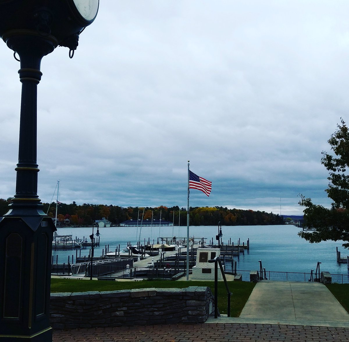 TravelPickBags's tweet photo. Where are you vacationing this winter?
https://t.co/alcZTH8gjF
 #VisitUpNorth #WinterVacation #TravelChix #Charlevoix #TravelPick #TopTen https://t.co/2p00yG8v4C