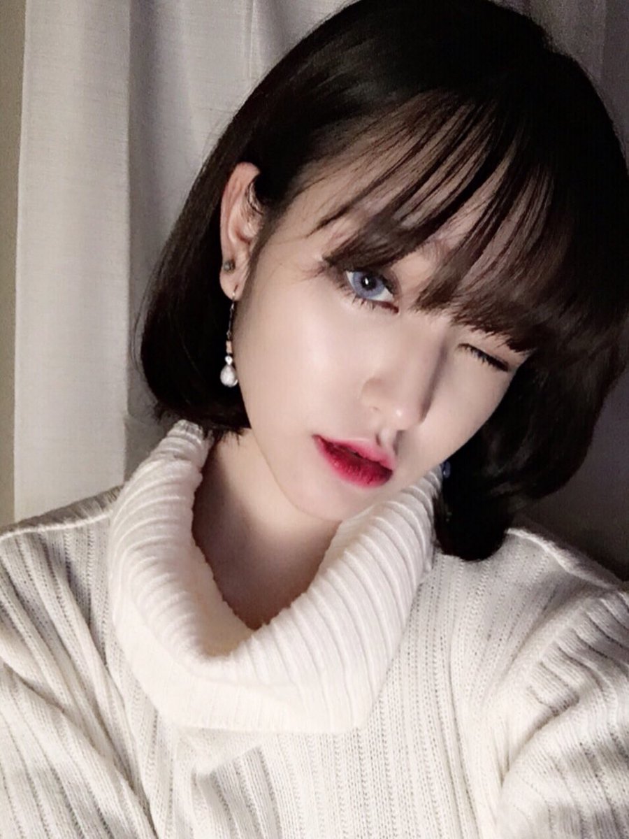 마노 V Twitter いつぶりかのショートになりました 初めまして たまに載せる自撮り許してくださいよ笑 Selfe Hair Cut Selka ショートボブ かな セルカ オルチャンメディア ヘアーカット 단발머리 시스루방 T Co Bqrzs0appn