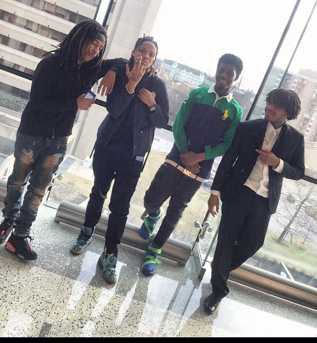 daddyrreem's tweet photo. https://t.co/mQhZ5CA26c