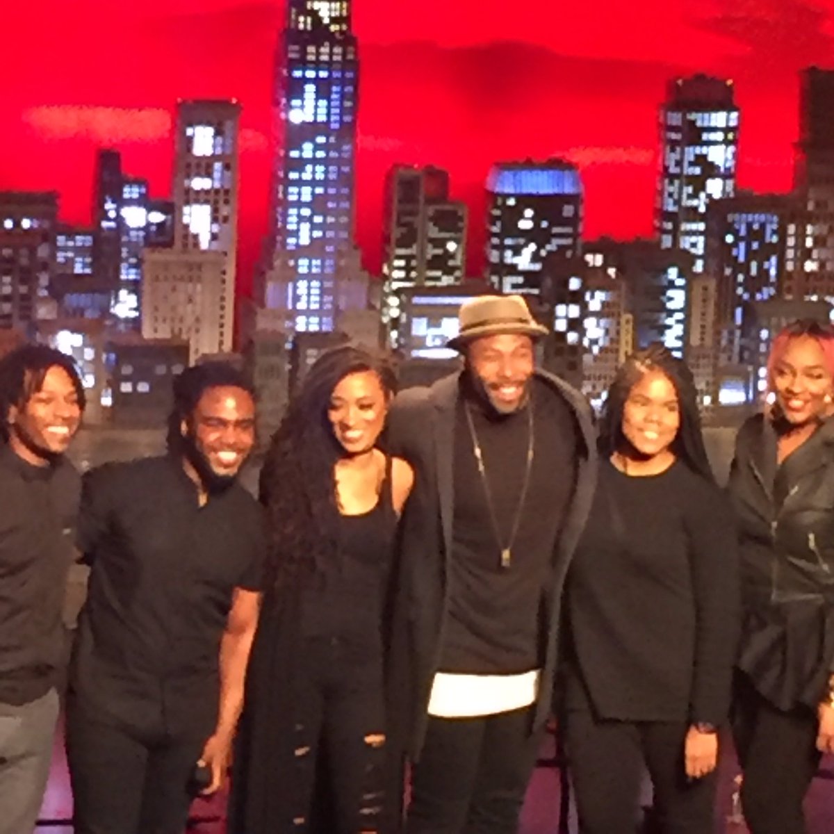LadyWray's tweet photo. @AnthonyEvansJr Awesome night! #ibelieveismyjam #dontrememberthehashtag #anointedmog  #jesusonly https://t.co/OUtH7Mpqr6