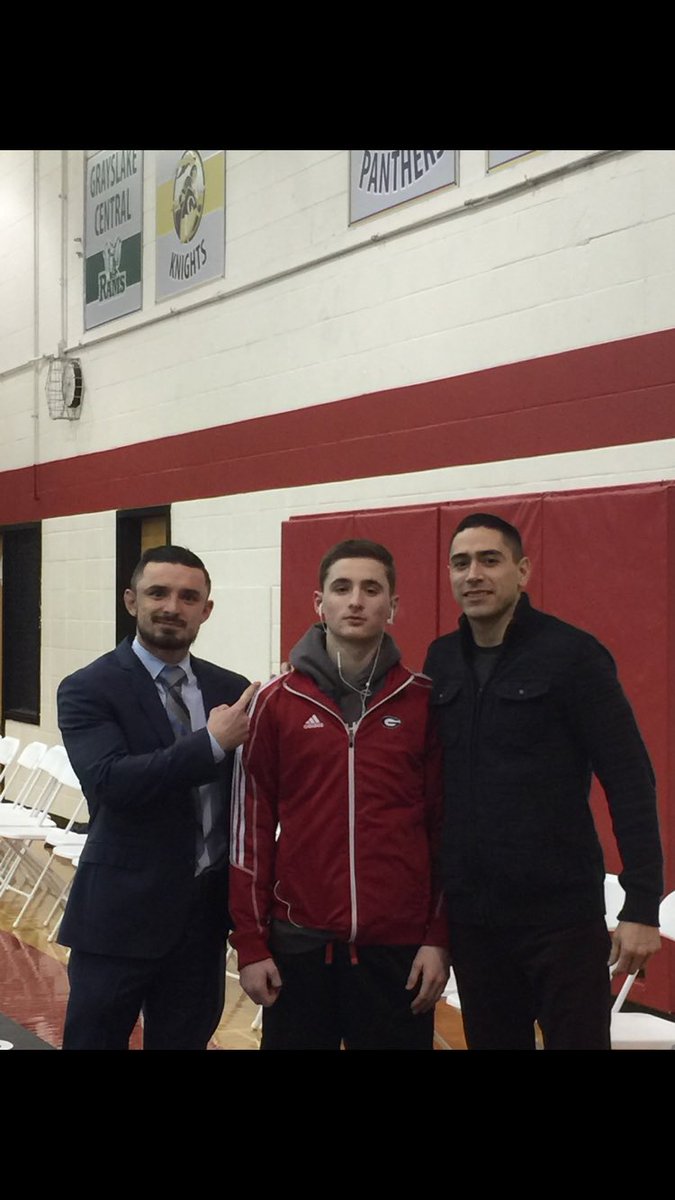 LennyG133's tweet photo. Tucker stealing hairstyles #handsomecrew #winnerhair https://t.co/VtXbbLJ89L