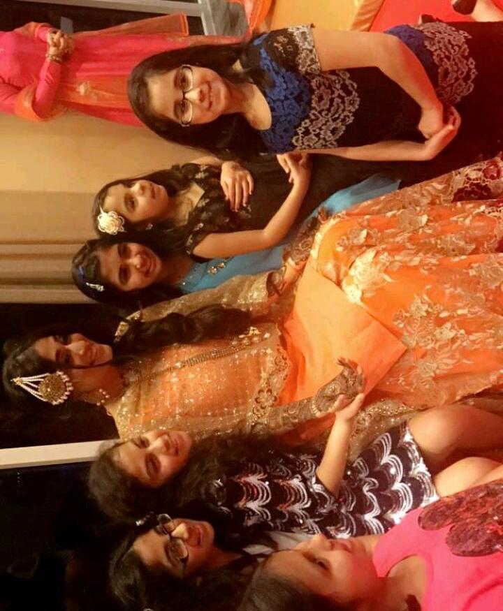ArunSomya_Fc's tweet photo. #MehendiCeremony ~ Our Gorgeous @TheSomyaSeth #SoArWedding ❤ https://t.co/NpQvWRhZ1d