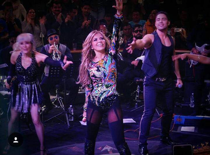 Ameri19Nunez's tweet image. @FeriadeTodos #EnLaFNSM2017QuieroVerA @GloriaTrevi es la favorita de Aguascalientes es única y muy original claro que sii @MundoTrevi_Ags