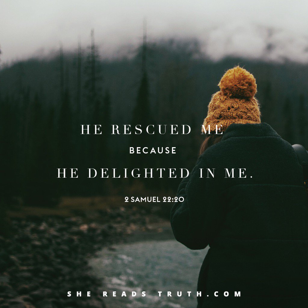 francenearthur's tweet photo. #SheReadsTruth https://t.co/Blzz09cBjG https://t.co/f2aY73P7JS