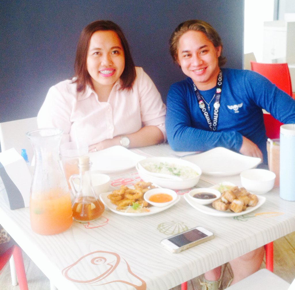 cutecutebiba's tweet photo. Soooo love this guy! #supportive #normalites #cnu #atty https://t.co/266IVE3CZN